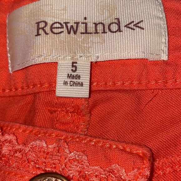 ✨ Rewind Coral Shorts with Lace Detailing✨ - Picture 4 of 6